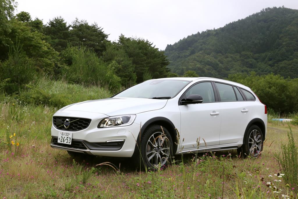 ボルボ「Ｖ６０ クロスカントリー」