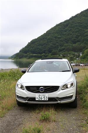 ボルボ「Ｖ６０ クロスカントリー」