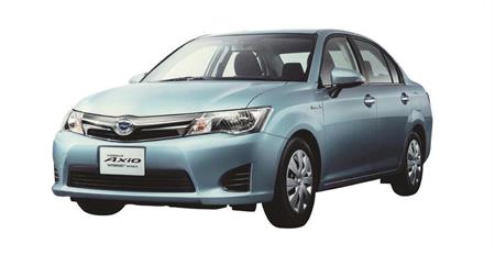 ２０１３年に発売されたカローラ初のハイブリッド車