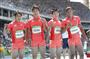 男子４００メートルリレーで決勝進出を決め、ガッツポーズの（左から）山県、飯塚、桐生、ケンブリッジの日本＝リオデジャネイロ（共同）