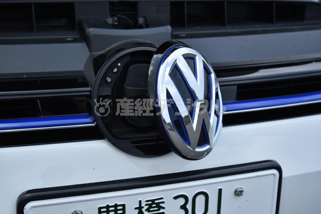 パカッと開いて…ゴルフＧＴＥ