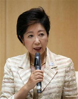 小池百合子東京都知事＝２日午前、都庁（桐原正道撮影）