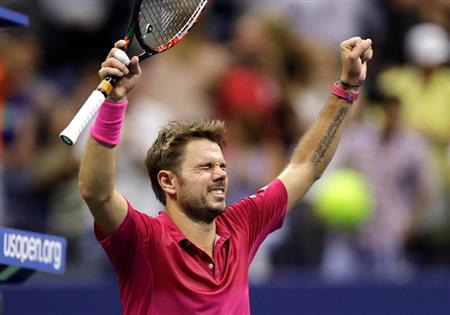 ジョコビッチを破り両手を挙げて喜ぶバブリンカ＝１１日、米ニューヨーク（ＡＰ）