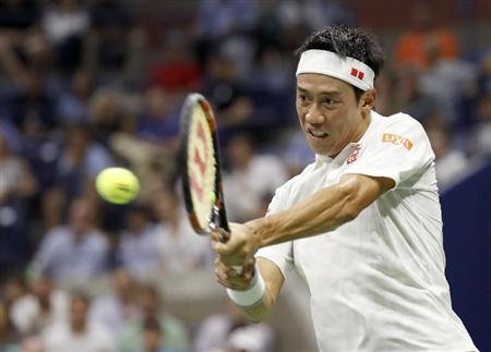 男子シングルス準決勝で、スタン・バブリンカと対戦する錦織圭＝９日、ニューヨーク（共同）