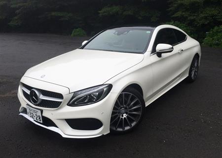 メルセデス・ベンツのＣクラスクーペ（iPhoneで撮影）