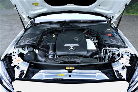 １．６Ｌ直４ターボエンジンを搭載