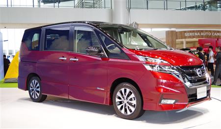 日産の新型「セレナ」