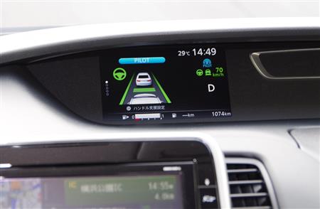 日産の新型「セレナ」