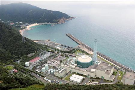 福井県敦賀市の高速増殖炉「もんじゅ」＝２１日午後（共同通信社ヘリから）