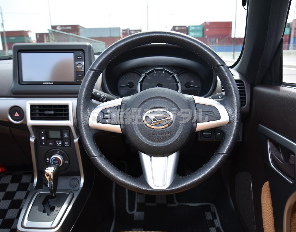 内装、ハードトップ開閉、クローズド時の画像は、次週たっぷりと。ダイハツ・コペンセロ