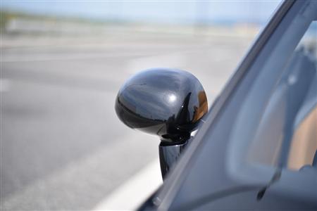 小振りなドアミラー。ダイハツ・コペンセロ