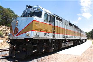 サウスリム駅に到着したグランドキャニオン鉄道 サウスリム駅に到着したグランドキャニオン鉄道