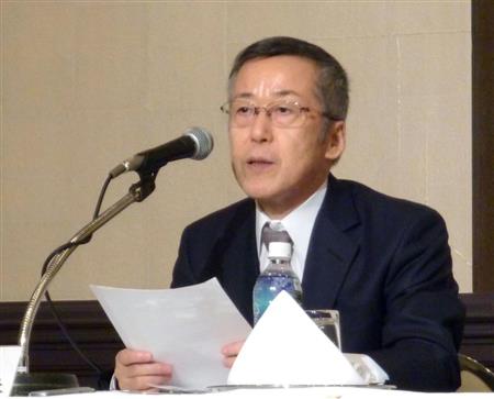 会見する日銀の原田泰審議委員＝１２日午後、長野県松本市