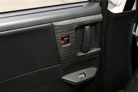 スライドドアの開閉レバー