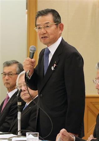 財務省幹部らとの会合に臨む、関西経済連合会の森詳介会長＝２４日午後、大阪市