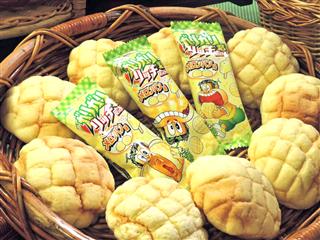 １１月１５日発売の「ガリガリ君リッチ・メロンパン味」＝２７日、東京都港区（黄金崎元撮影）