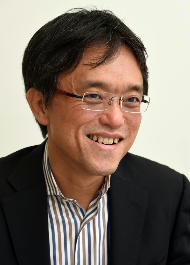 インタビューに答えるヤフーの本間浩輔上級執行役員＝３１日、東京・紀尾井町のヤフー本社