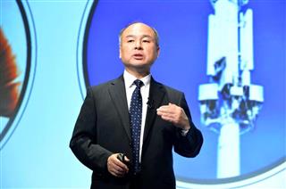 ソフトバンクグループの事業戦略などについて語る孫正義社長＝７日、東京都中央区