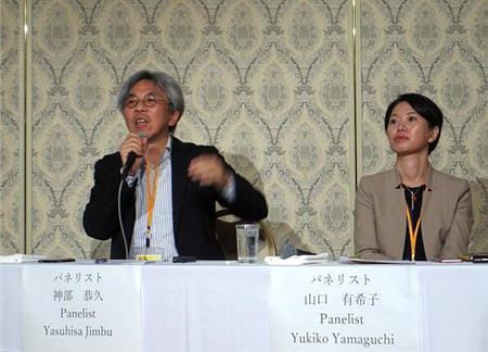 ＮＨＫエンタープライズの神部恭久氏（左）と日本アイ・ビー・エムの山口有希子氏