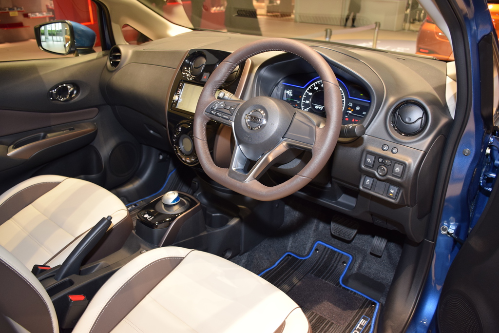 日産「ノート e-POWER」のインテリア