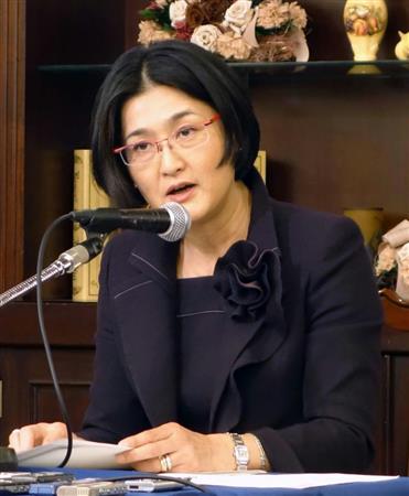 記者会見する日銀の政井貴子審議委員＝２１日午後、さいたま市