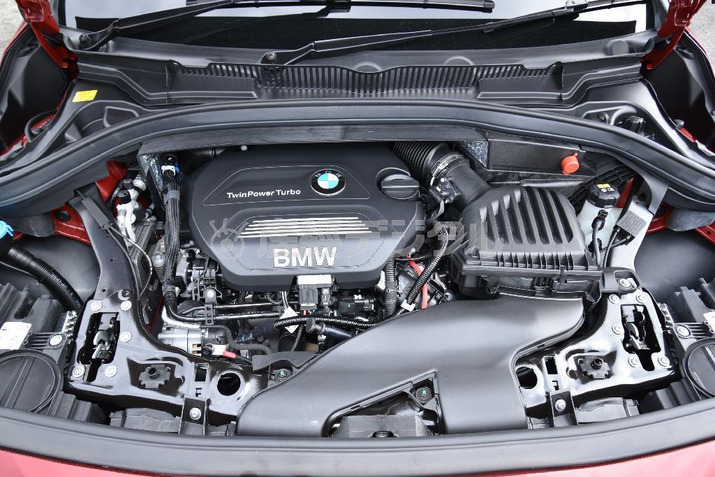 今回の影の主役、２リッターディーゼルターボエンジン。ＢＭＷ・２１８ｄグランツアラー