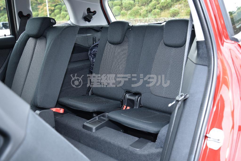 ３列目シートアレンジの様子など、内装のディテールは次週のお楽しみ。ＢＭＷ・２１８ｄグランツアラー