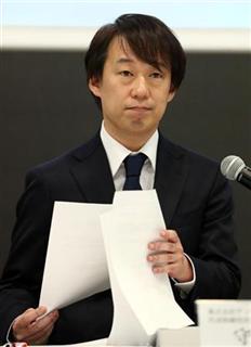 まとめサイト問題で謝罪会見したＤｅＮＡの守安功社長＝７日午後、東京都渋谷区（桐山弘太撮影）