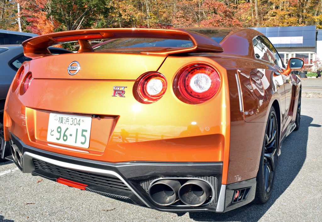 ほかのクルマにはない唯一無二のデザイン。これならひと目でＧＴ－Ｒだとわかる