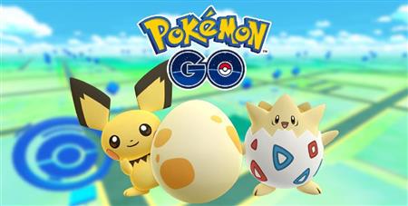「ポケモンＧＯ」に追加された「ピチュー」（左）と「トゲピー」（（ｃ）２０１６Ｎｉａｎｔｉｃ（ｃ）２０１６Ｐｏｋeｍｏｎ（ｃ）１９９５－２０１６Ｎｉｎｔｅｎｄｏ・Ｃｒｅａｔｕｒｅｓ・ＧＡＭＥＦＲＥＡＫ）