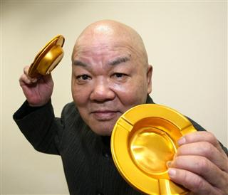 島木譲二さん=2010年12月、京橋花月(撮影・白鳥恵) 島木譲二さん=2010年12月、京橋花月(撮影・白鳥恵)