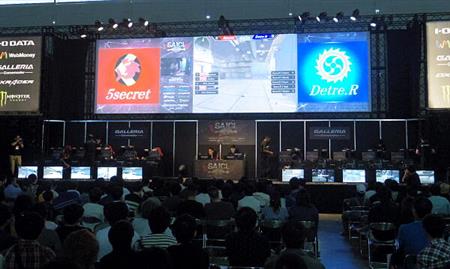 東京ゲームショウ２０１６でもｅスポーツは大勢の観客を集めていた