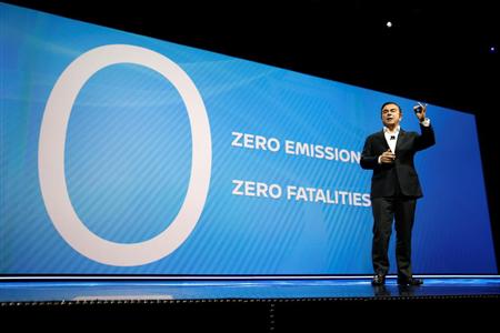 ５日、米ラスベガスで、無人運転技術の商業利用などの方針を表明した日産自動車のカルロス・ゴーン社長（ロイター）