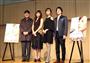 トークイベントで笑顔を見せる（左から）佐々部清監督、長谷川京子さん、比嘉愛未さん、プロのスピーチライターでドラマを監修した蔭山洋介さん＝１３日、東京・六本木