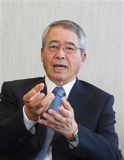 インタビューに応じるコスモエネルギーホールディングスの森川桂造社長＝１日、東京都港区