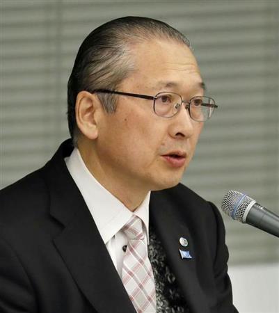 会談の冒頭にあいさつする連合の神津里季生会長＝２日午前、東京・大手町の経団連会館