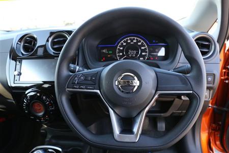 日産「ノート e-POWER」のインテリア