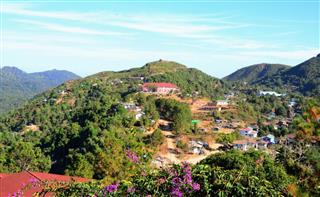 ミャンマー東部タンダウンジーの町並み＝１月２０日（共同）