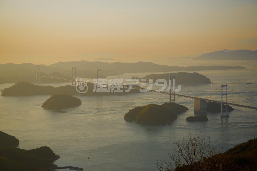 四国・愛媛は今治へと渡る来島海峡大橋が一望できる。【試乗インプレ】ロードスターＲＦ