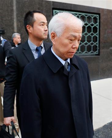 連邦裁判所を出るタカタの野村洋一郎・経理財務本部長＝２７日、米ミシガン州デトロイト（ＡＰ）