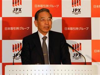 記者会見する日本取引所グループの清田瞭最高経営責任者=27日、東京都中央区 記者会見する日本取引所グループの清田瞭最高経営責任者=27日、東京都中央区