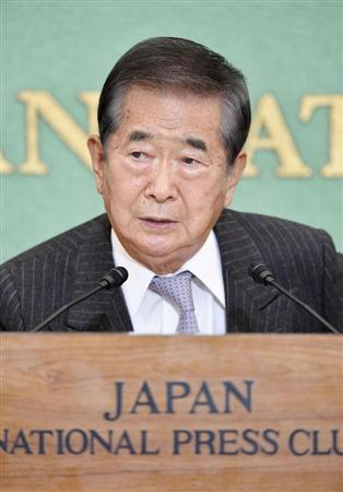 豊洲市場の移転問題で、記者会見する石原慎太郎元東京都知事＝３日午後、東京・内幸町の日本記者クラブ