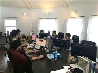 コンピューターを使ったアニメ作品の製作現場＝東京都大田区のピコナ本社（同社提供）