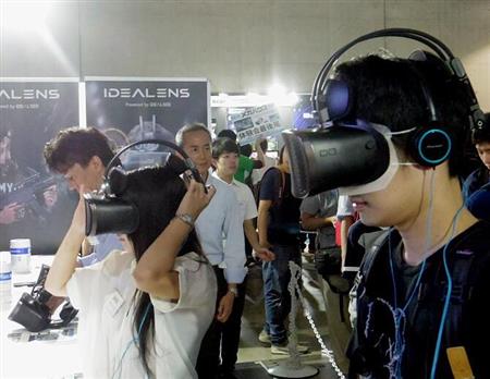 東京ゲームショウ２０１６で人気を集めたＶＲコーナー