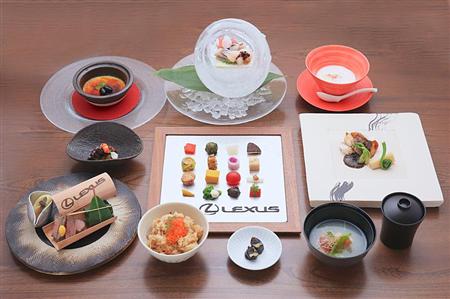 ディナーメニューにも趣向が凝らされている