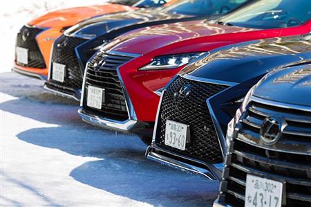 レクサスの顔とも言えるスピンドルグリルデザイン