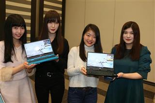 現役女子大生の要望を反映したＮＥＣパーソナルコンピュータのノートパソコン