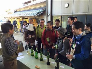 昨秋のイベントの様子。春も参加予定の北野呂醸造（ワインツーリズム提供）