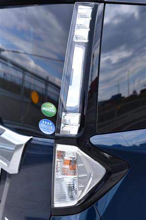 ＬＥＤを使った縦型のリアコンビランプ。ダイハツ・トール