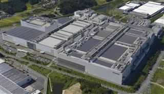 シャープの亀山工場＝三重県亀山市